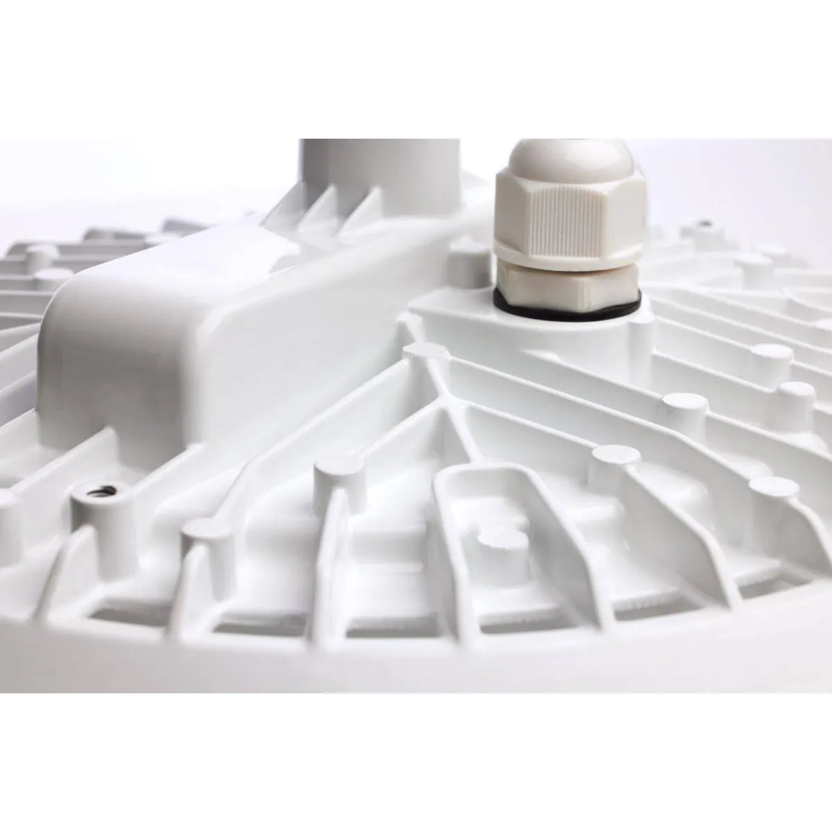80 Watt; Hi-Pro Shop Light with Plug; 5000K; White Finish; 120 Volt