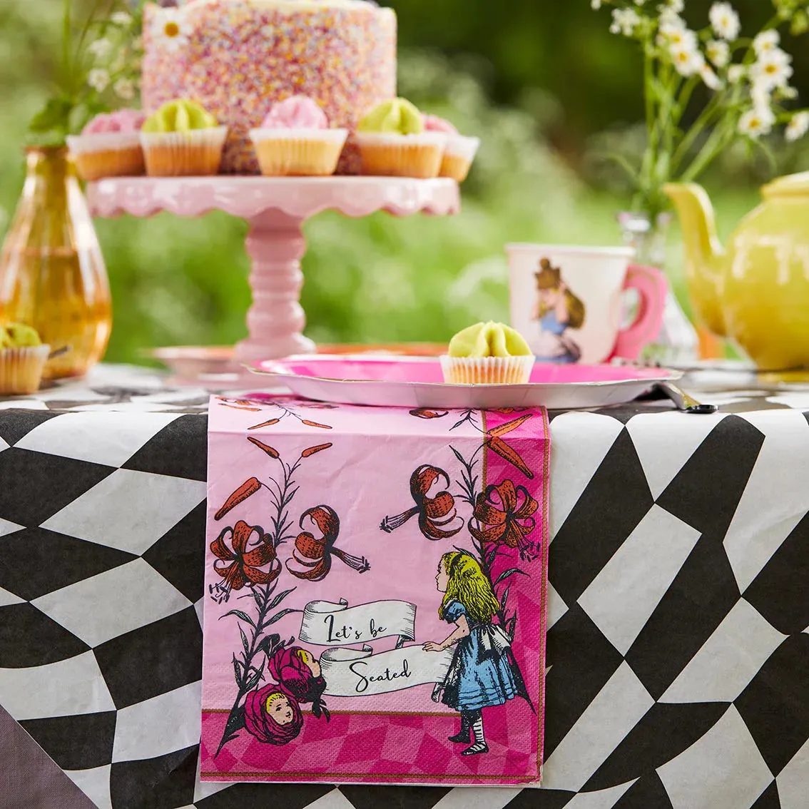 Alice In Wonderland Pink Paper Napkins - 20 Pack