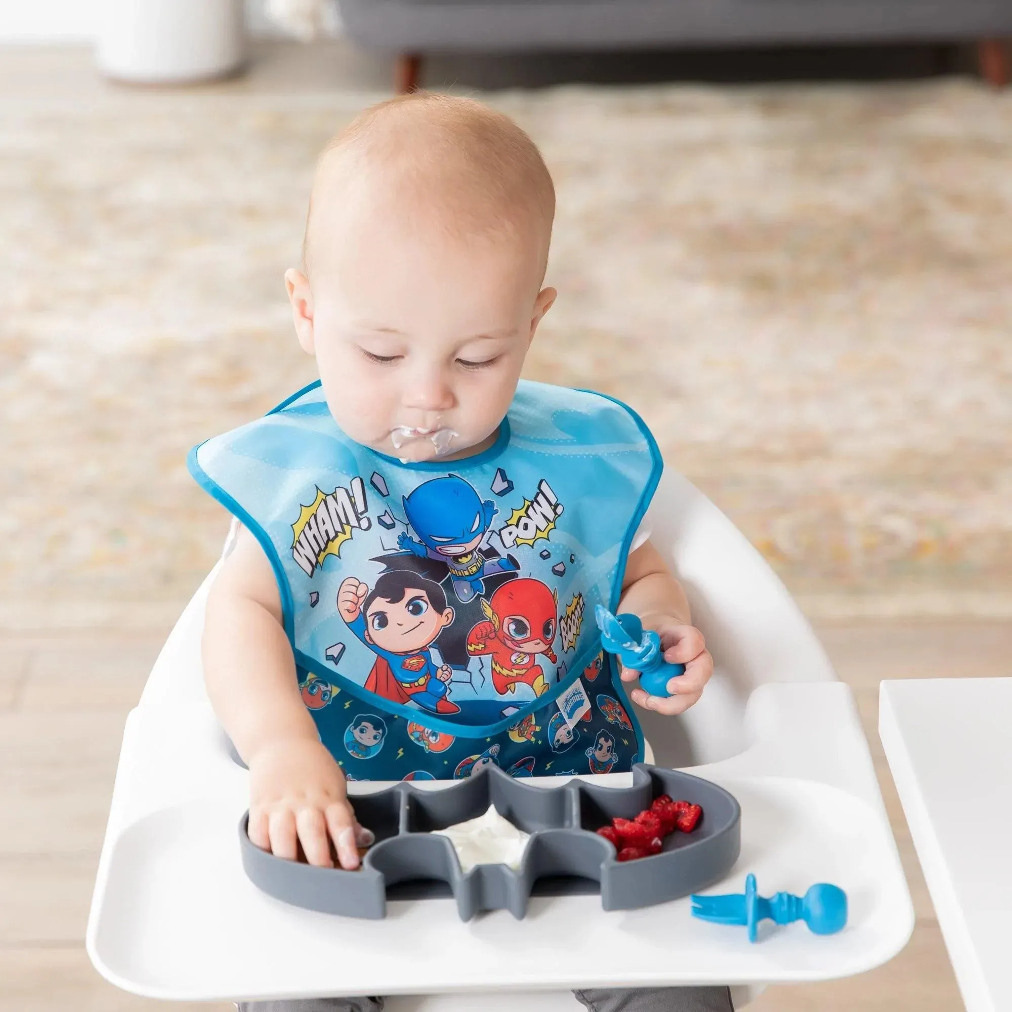 Silicone Grip Dish: Batman Gray