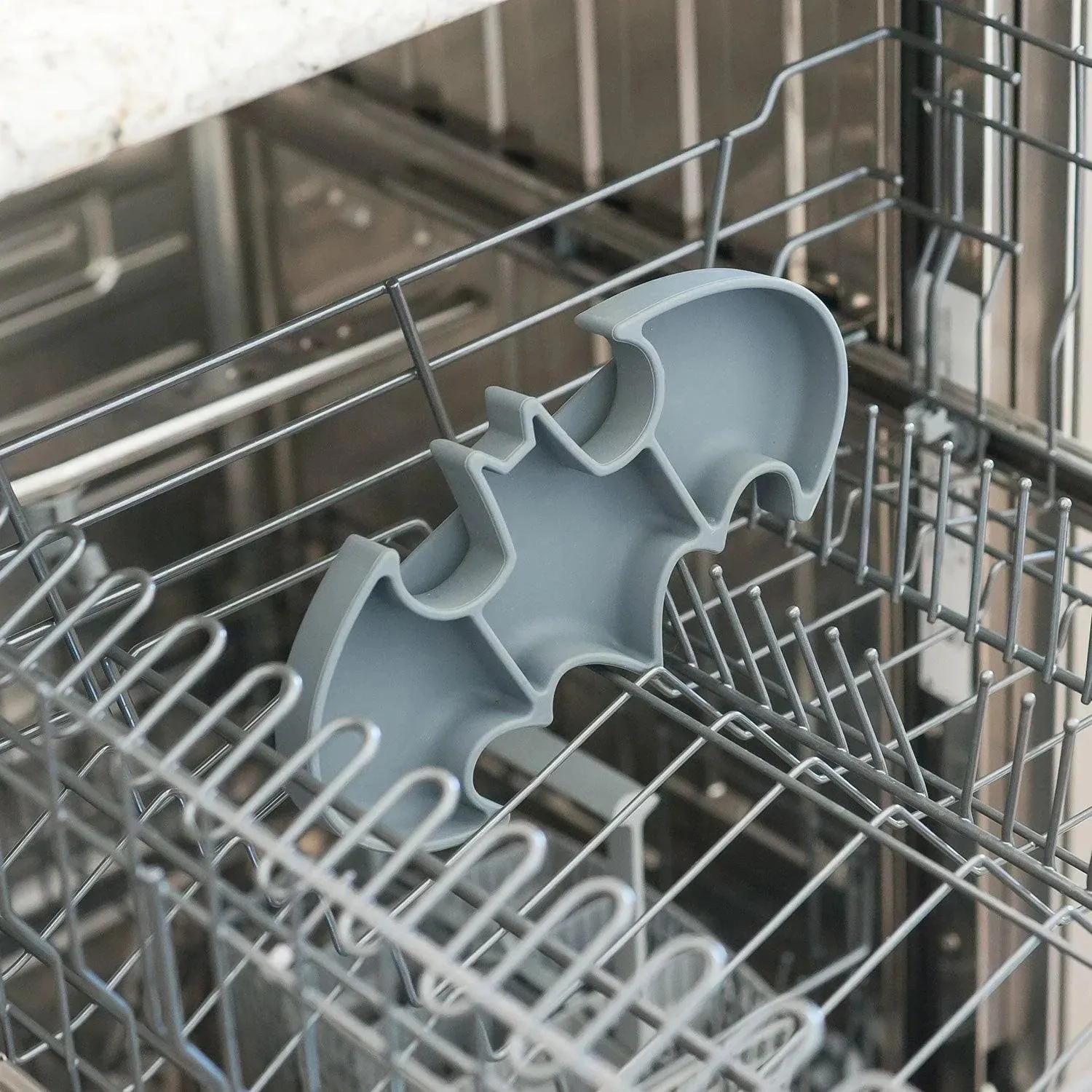 Silicone Grip Dish: Batman Gray