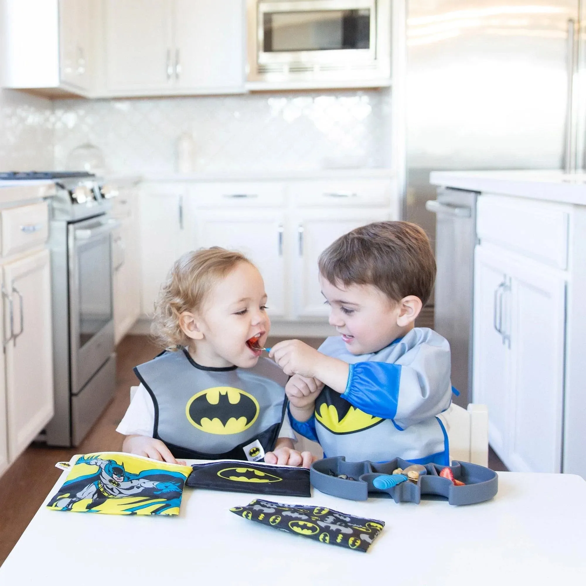 Silicone Grip Dish: Batman Gray